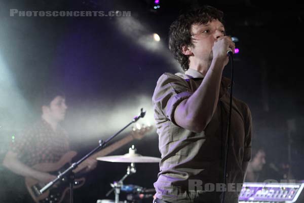 FRIENDLY FIRES - 2009-02-26 - PARIS - La Maroquinerie - 